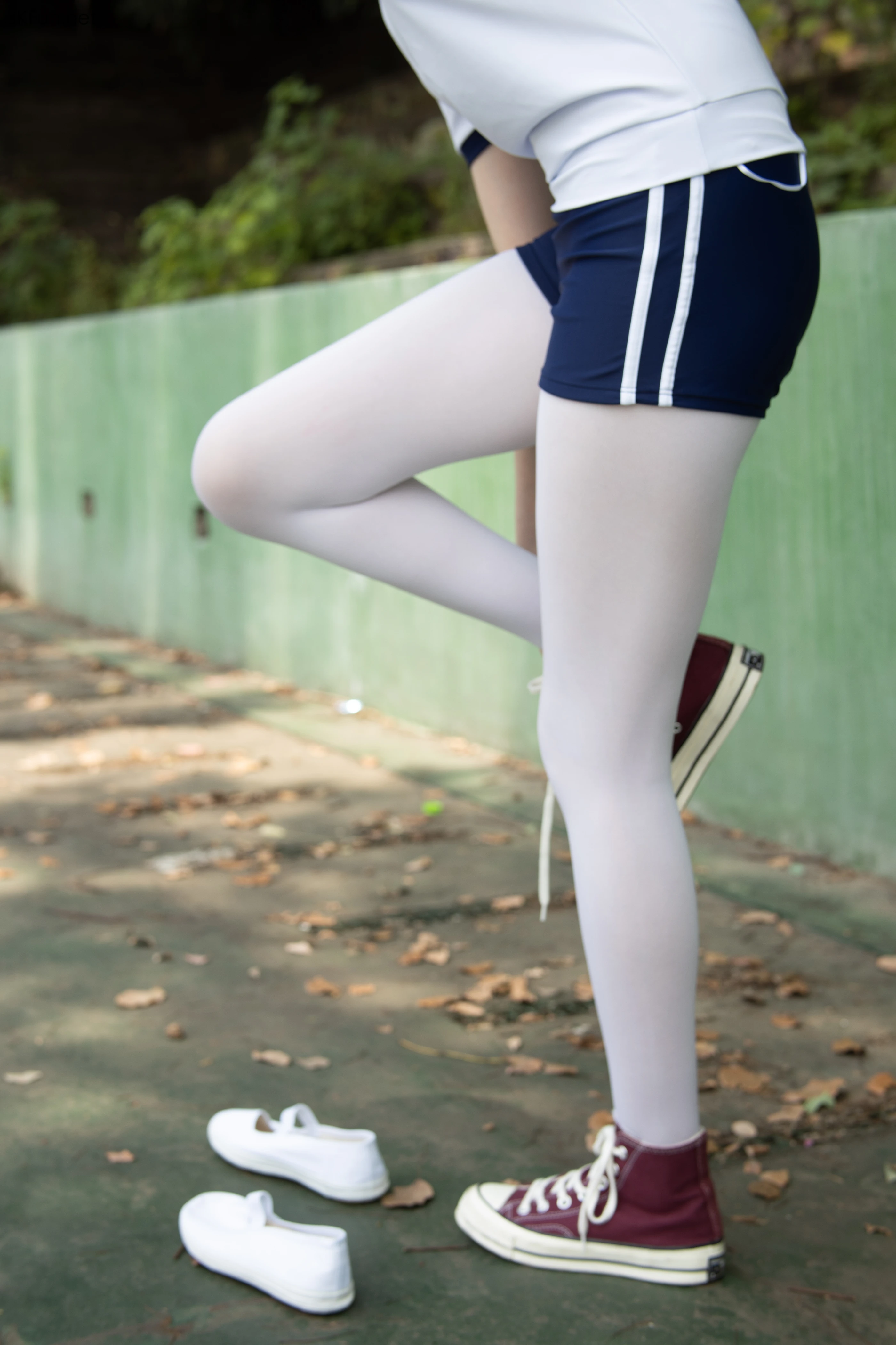 森萝财团 [JKFUN-019] 80D白丝外景体操服 Aika [107P 1V]插图6